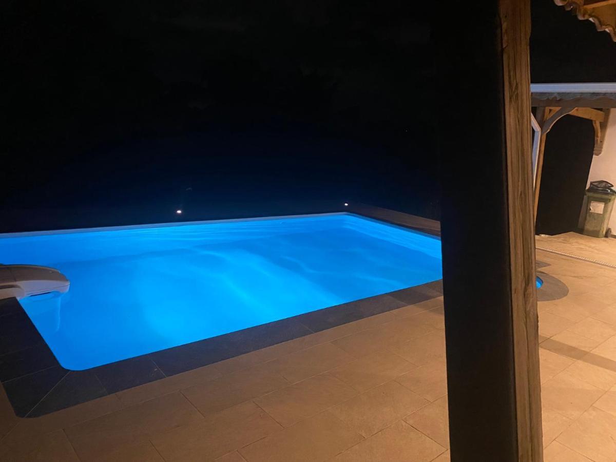 Le Domaine De Kazo Kilou Titine *