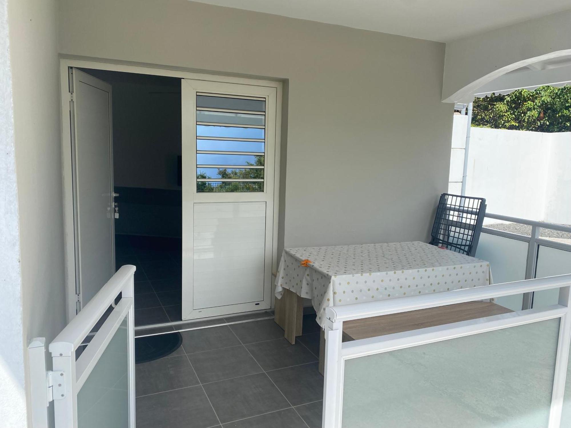 Appartement Le Domaine De Kazo Kilou Titine